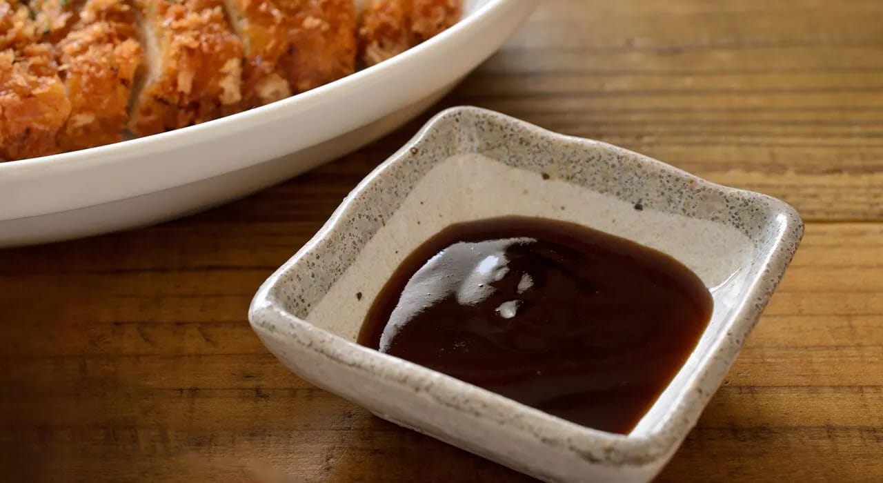 Tutti gli abbinamenti e i segreti della salsa worcester